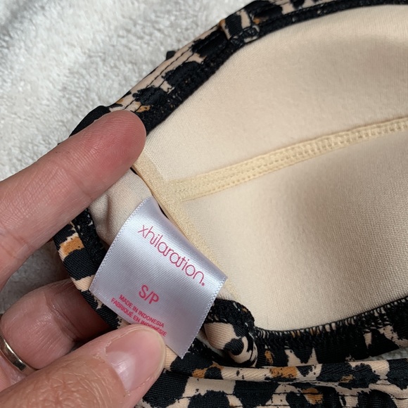 Bikini Tops - Picture 4 of 6